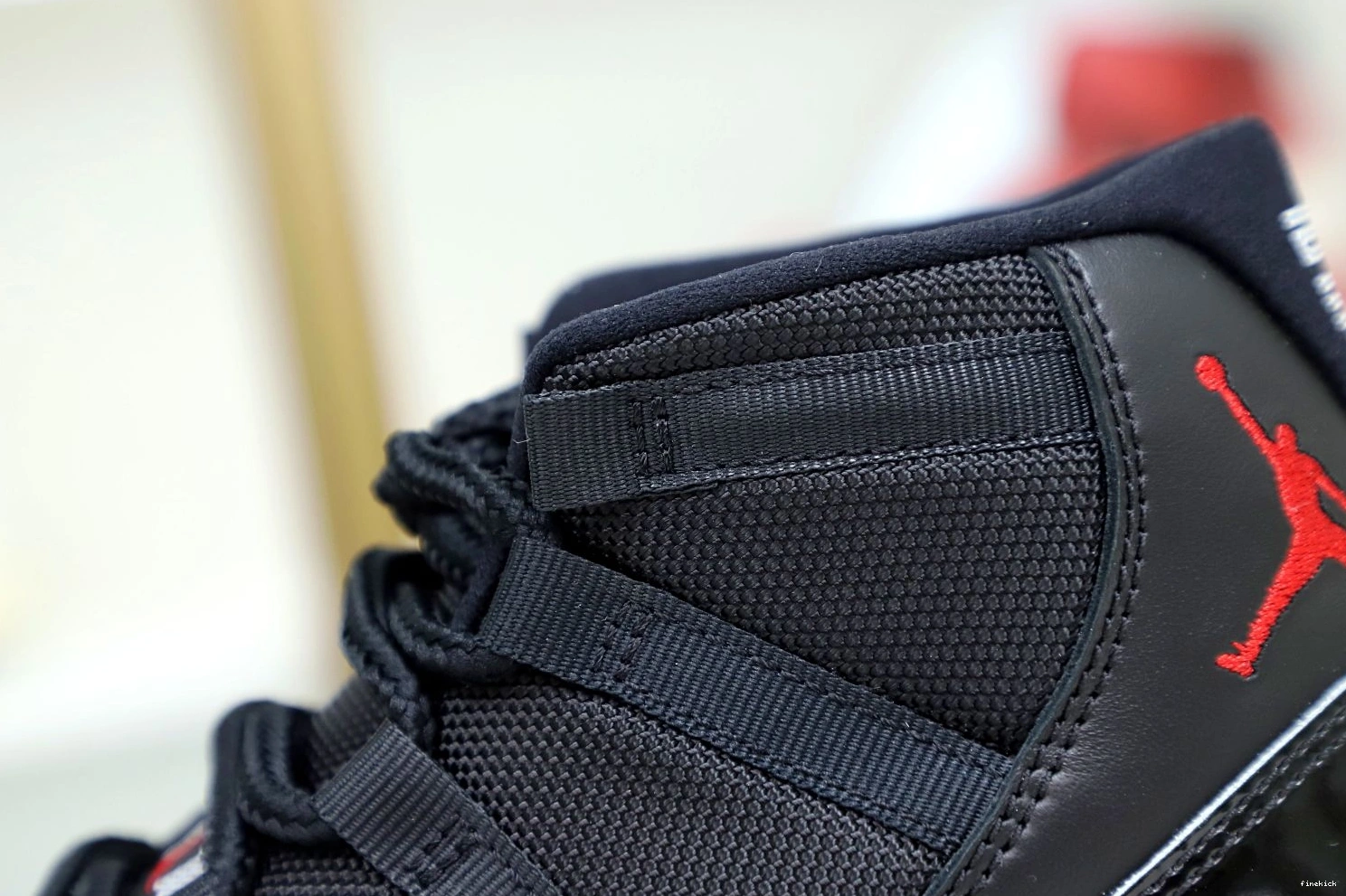 JORDAN 2019 RETRO 11 AIR 'BRED' 0123